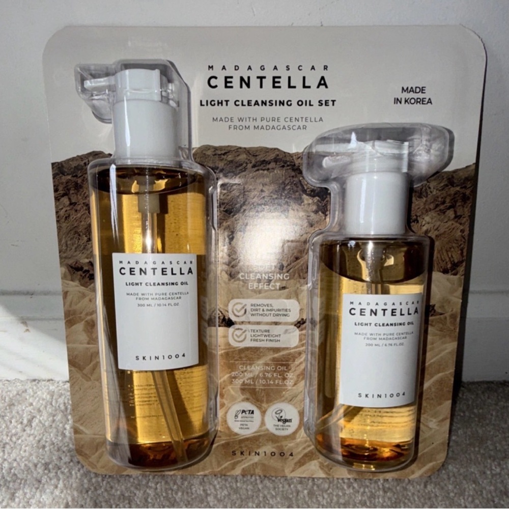 Madagascar Centella Light Cleansing Oil Set - Clear Amber